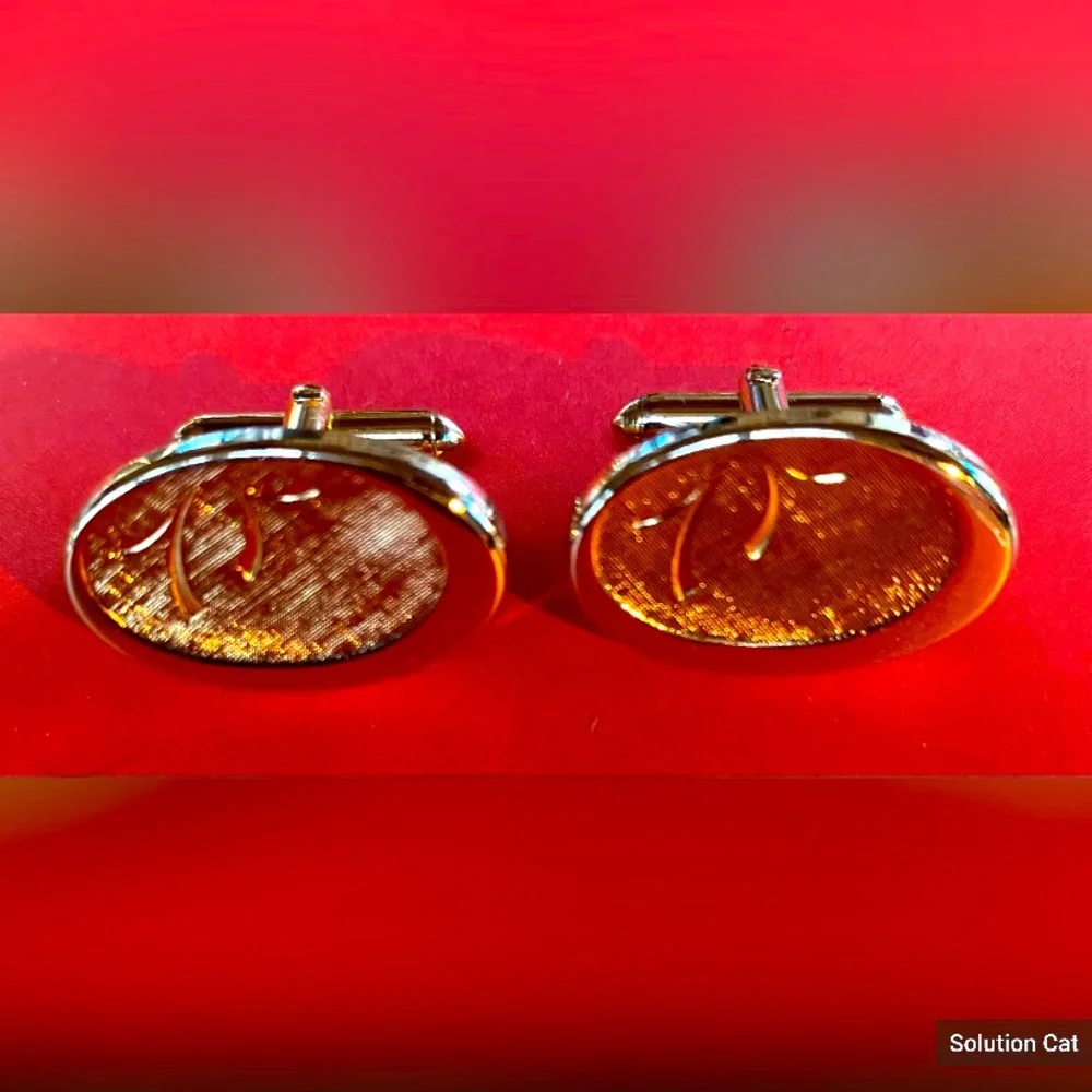 Men’s Swank Gold Tone Asian Inscription 7/8” Oval Cuff Links